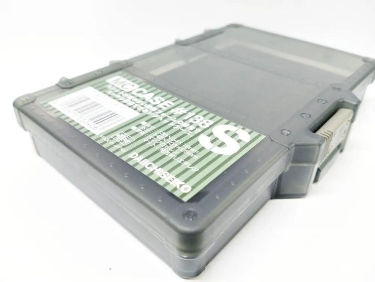 Коробка Daiichiseiko MC Case 138S 146*103*25 - зеленый
